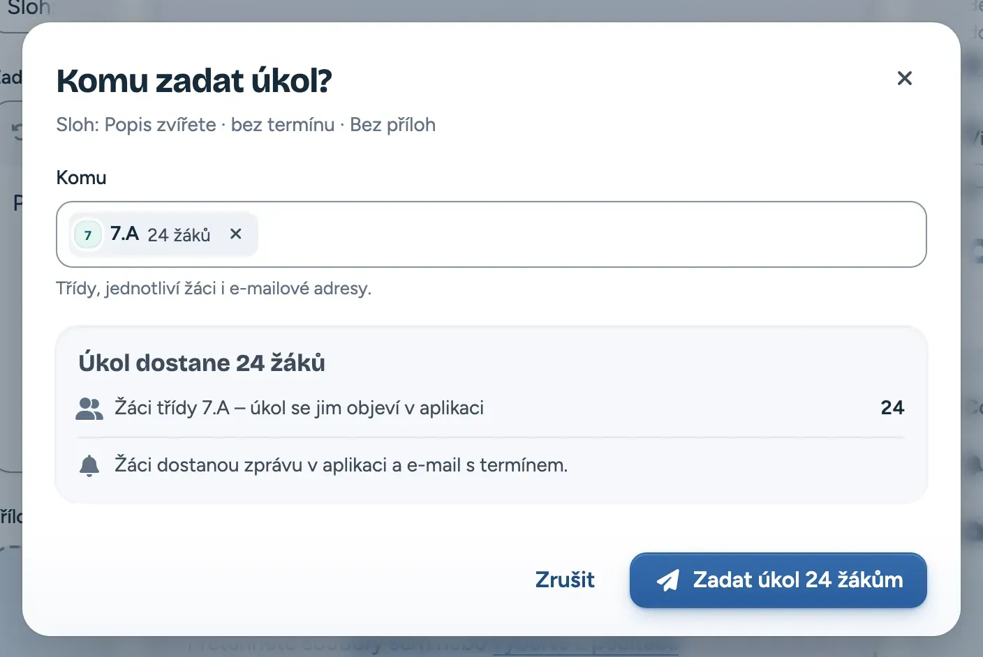Okno Komu zadat úkol? s vybranou třídou a shrnutím, kolik žáků úkol dostane