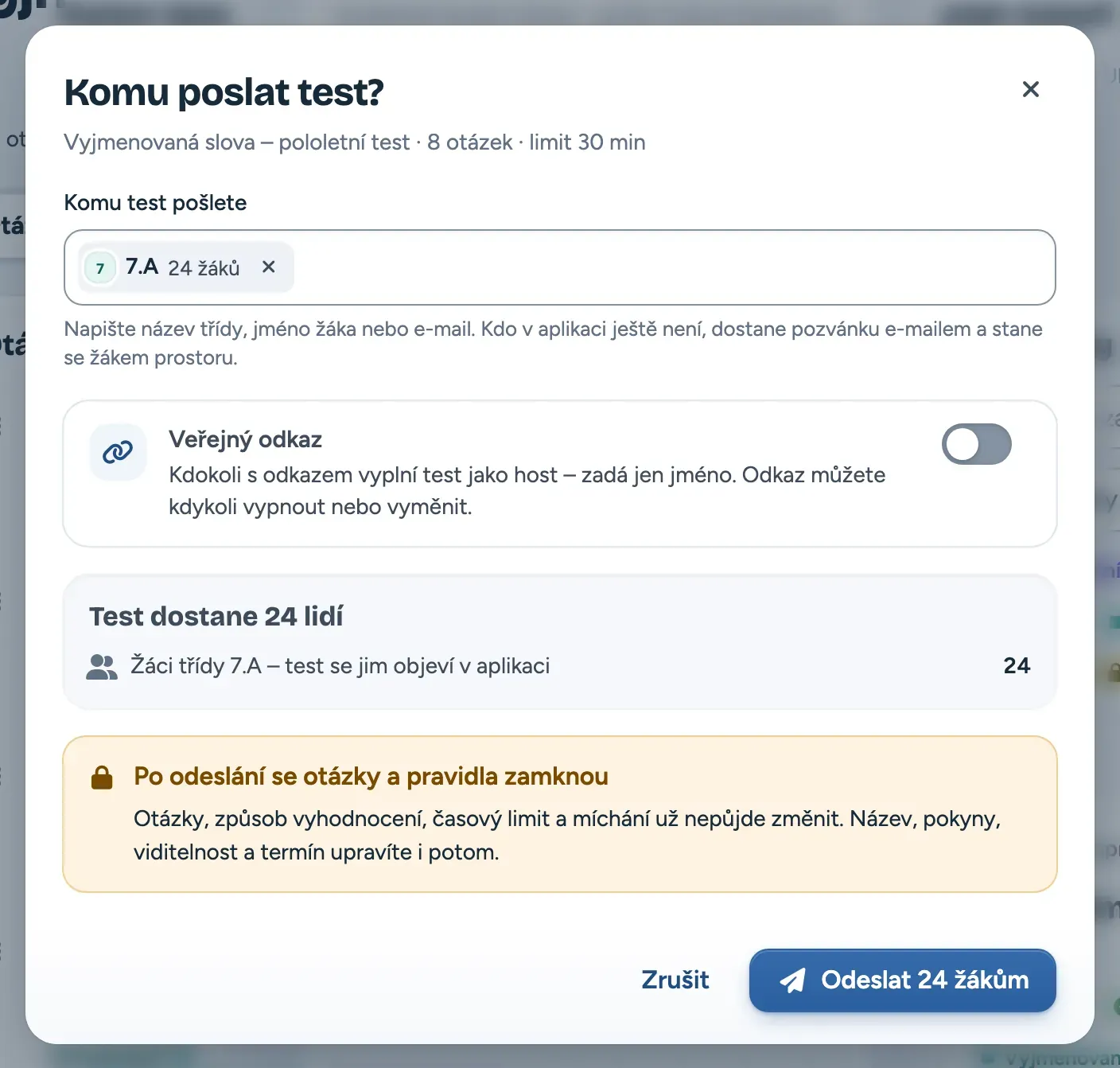 Odeslání testu: výběr třídy, shrnutí příjemců a upozornění na zamčení