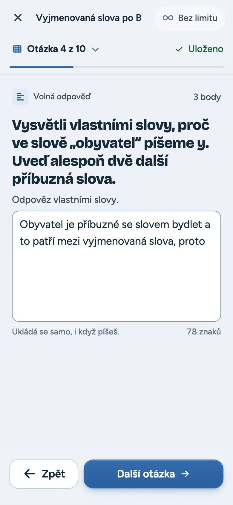Otázka s volnou odpovědí na telefonu studenta